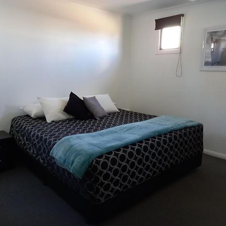 Twin Swans Motel Inverell Εξωτερικό φωτογραφία