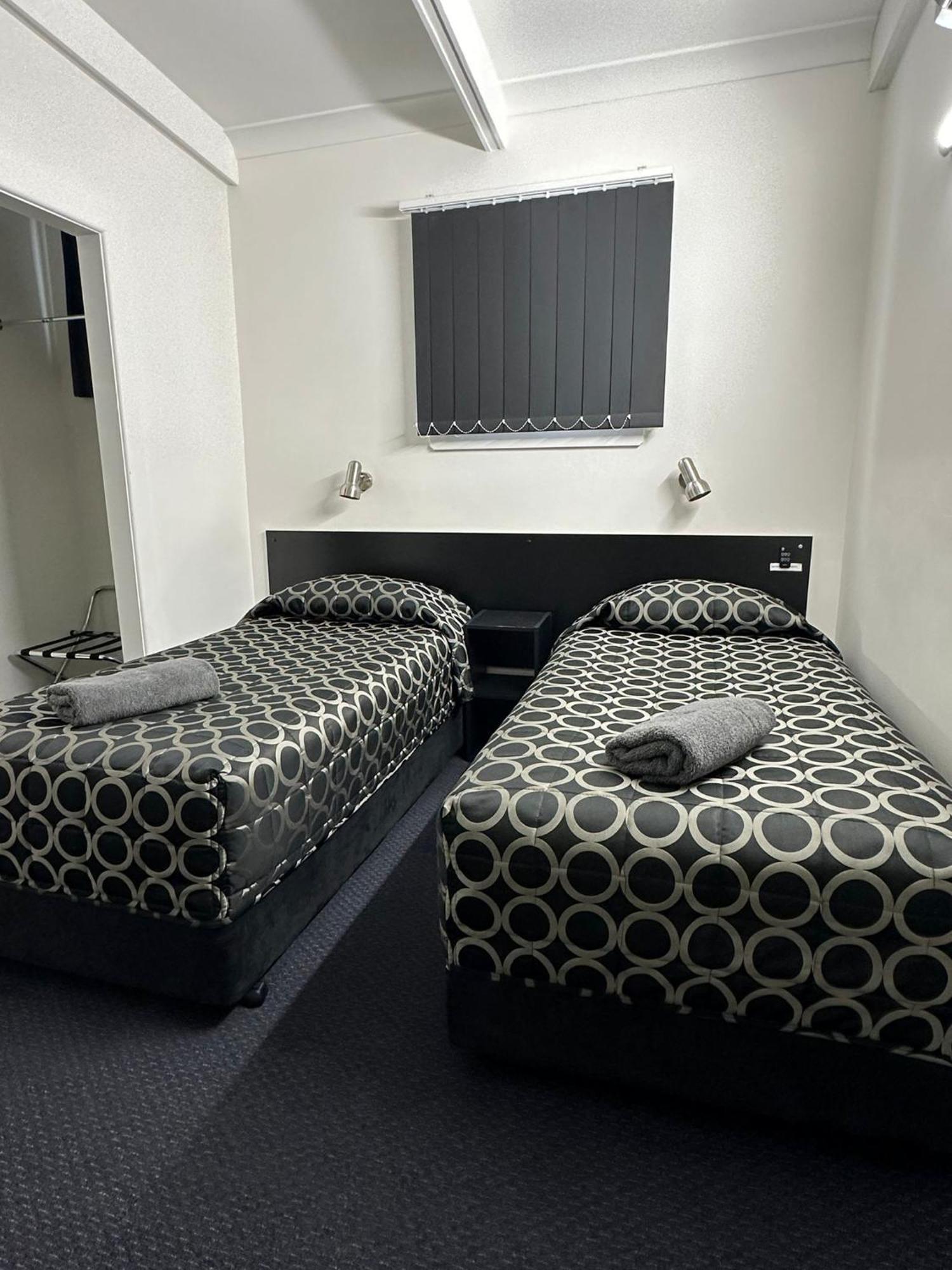 Twin Swans Motel Inverell Εξωτερικό φωτογραφία