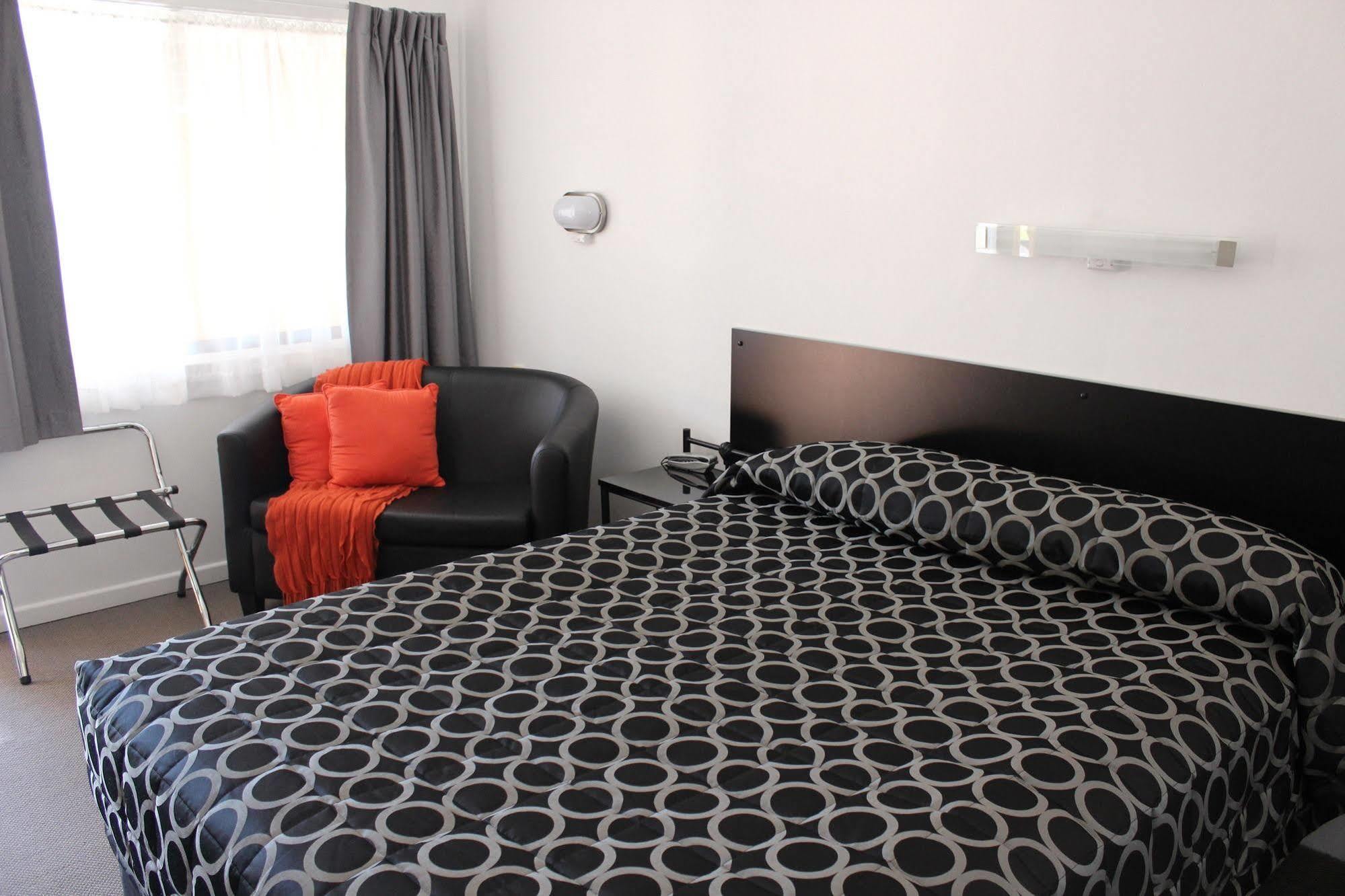 Twin Swans Motel Inverell Εξωτερικό φωτογραφία